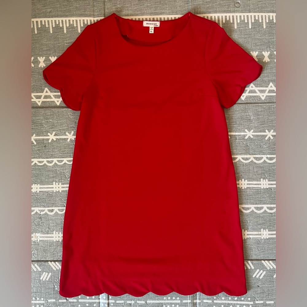 Monteau Red Scalloped Hem Short Sleeve Dress